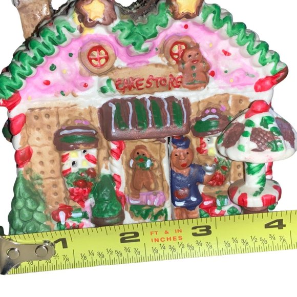 Gingerfrost Lane 2005 Cake Store Christmas Village Gingerbread House Style - Picture 8 of 11